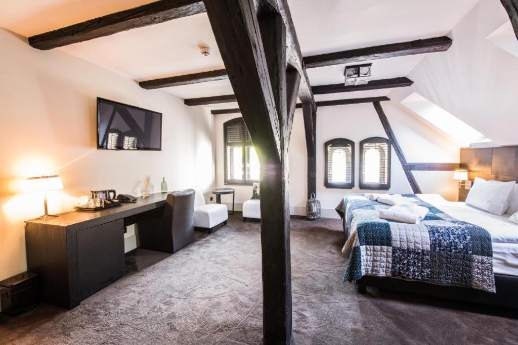 Hotel Palac Jugowice Wałbrzych Εξωτερικό φωτογραφία