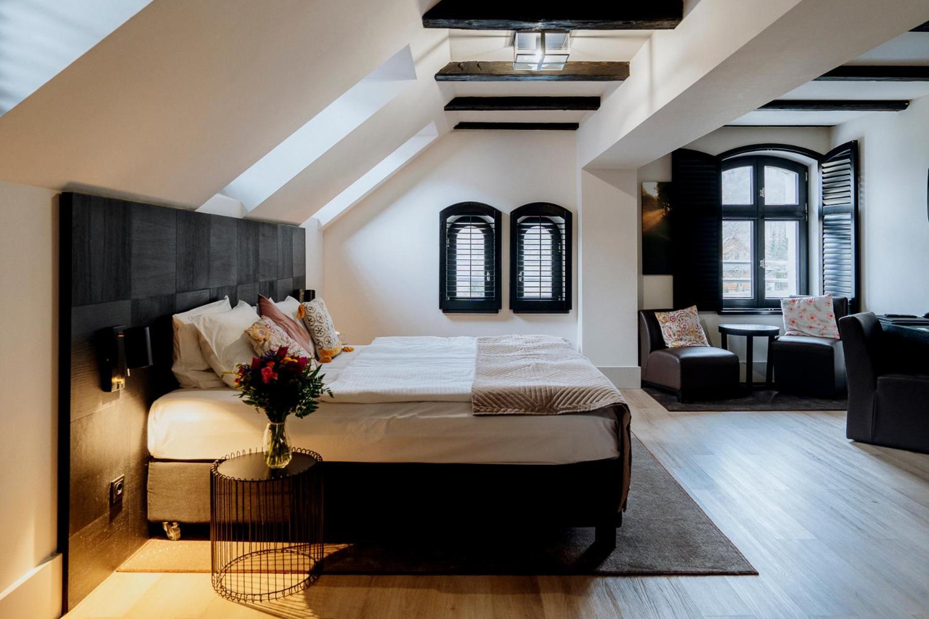 Hotel Palac Jugowice Wałbrzych Εξωτερικό φωτογραφία